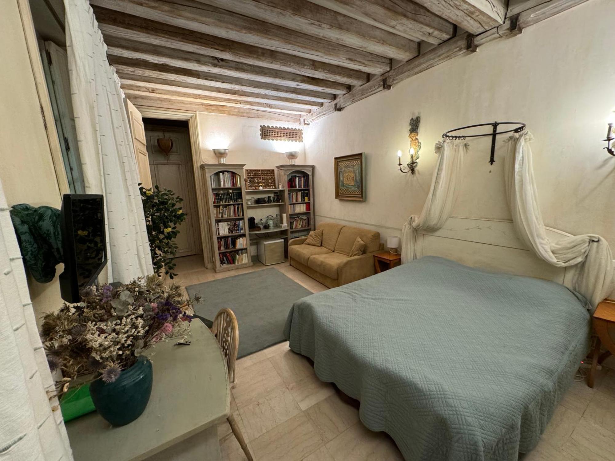 La Maison D'anne * Parijs